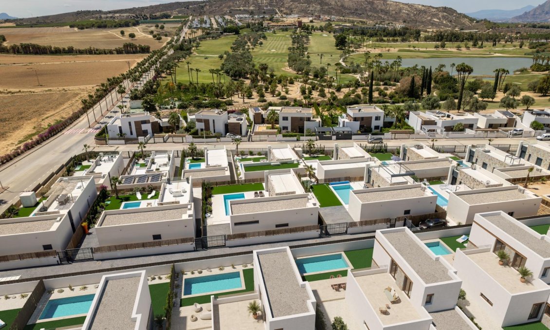 Obra nueva - Villa -
Algorfa - La Finca Golf