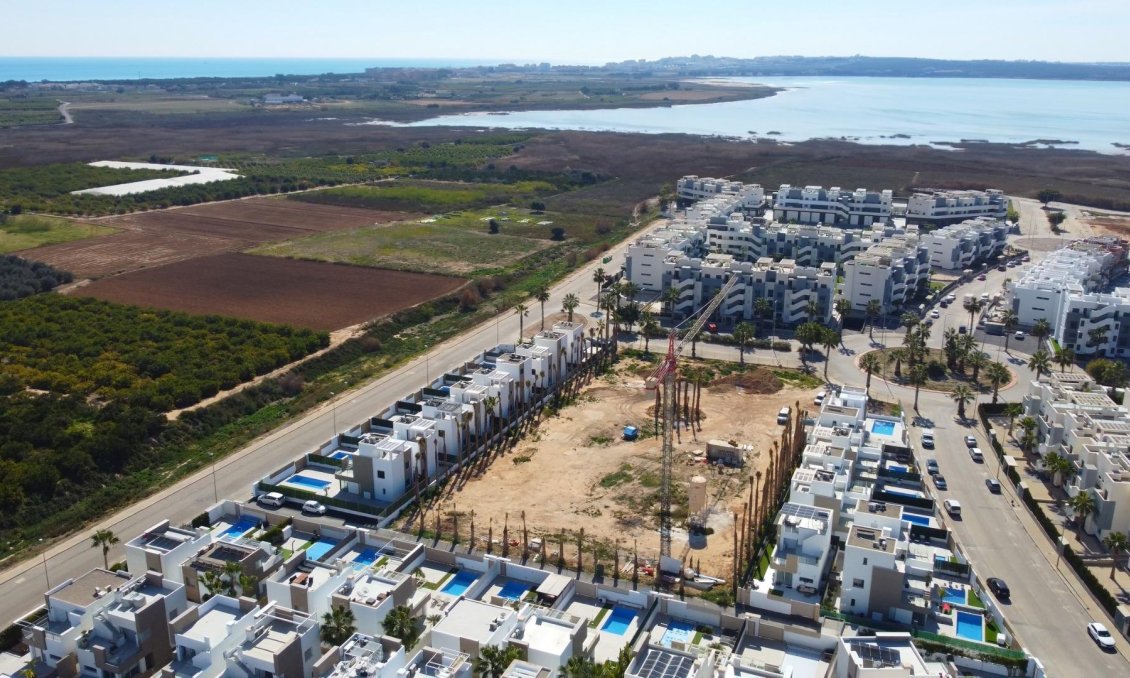 Obra nueva - Apartamento -
Guardamar del Segura - El Raso