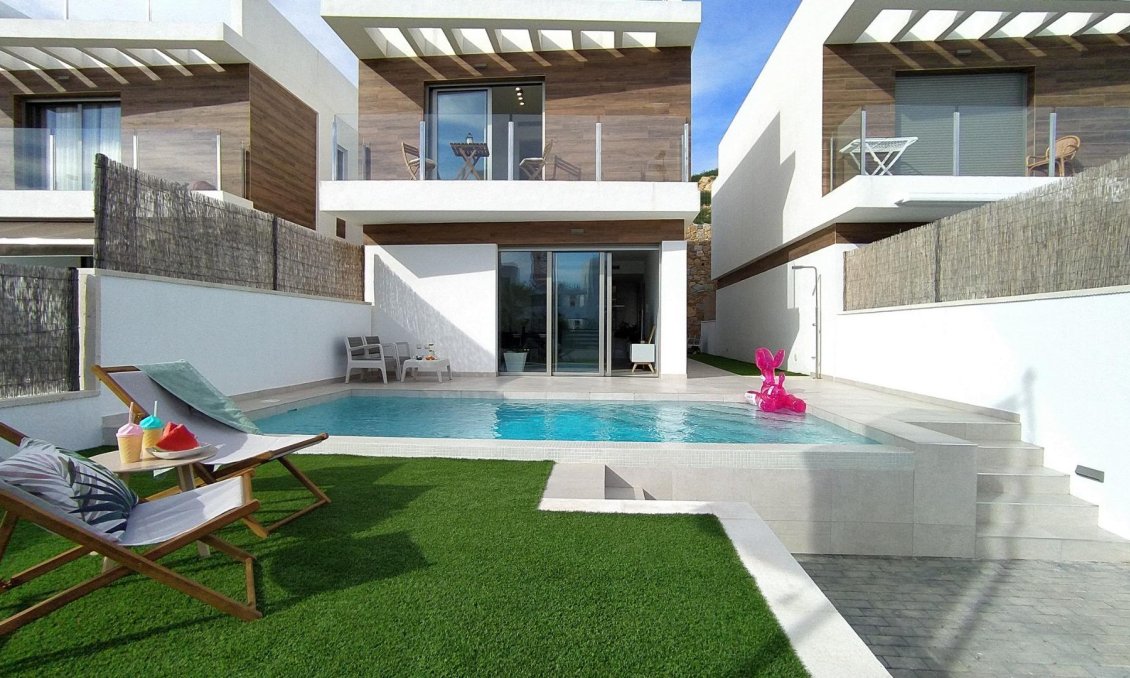 Obra nueva - Villa -
Orihuela Costa - PAU 8