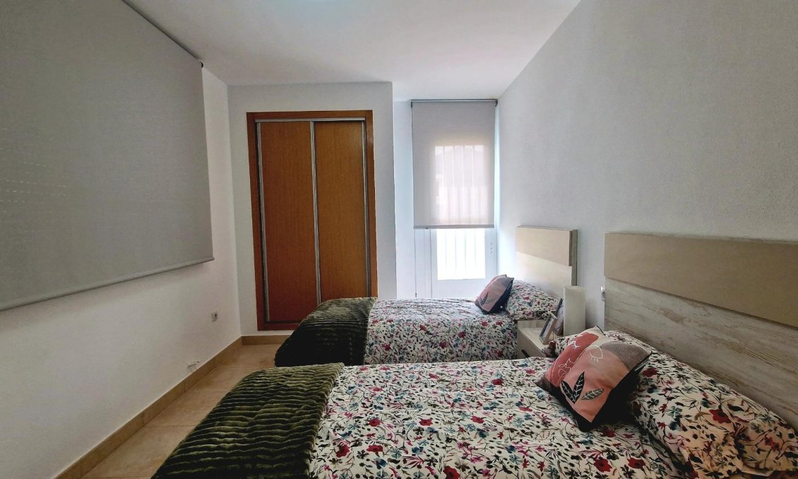 Obra nueva - Villa -
Lorca - Purias