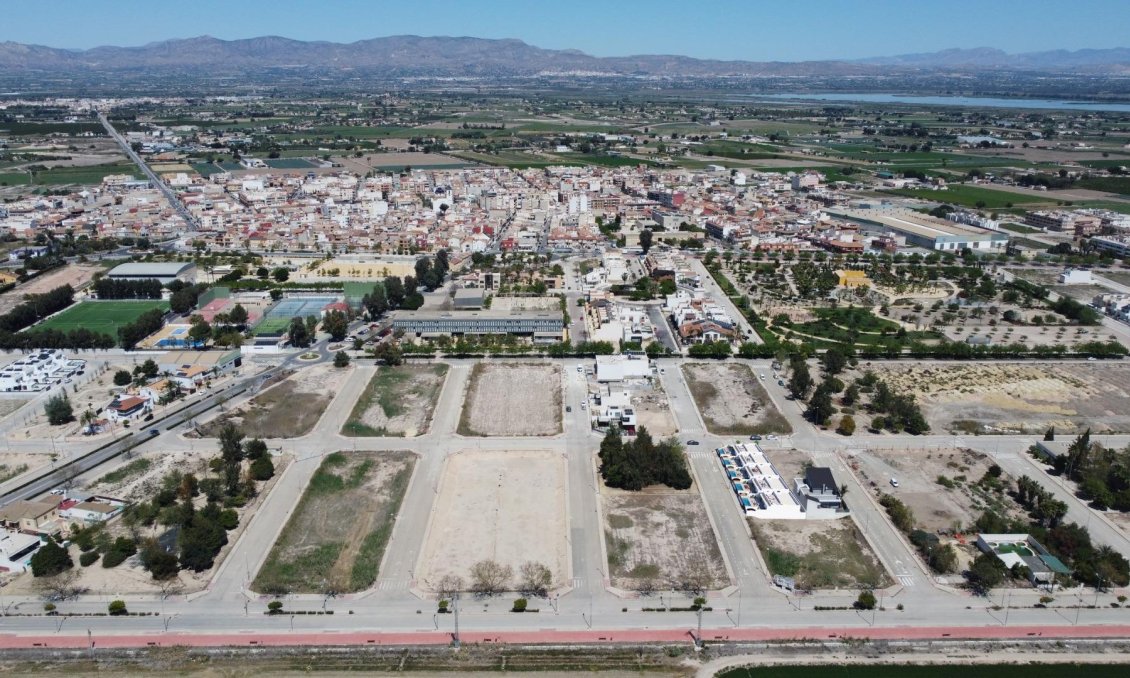 Obra nueva - Villa -
Dolores - polideportivo