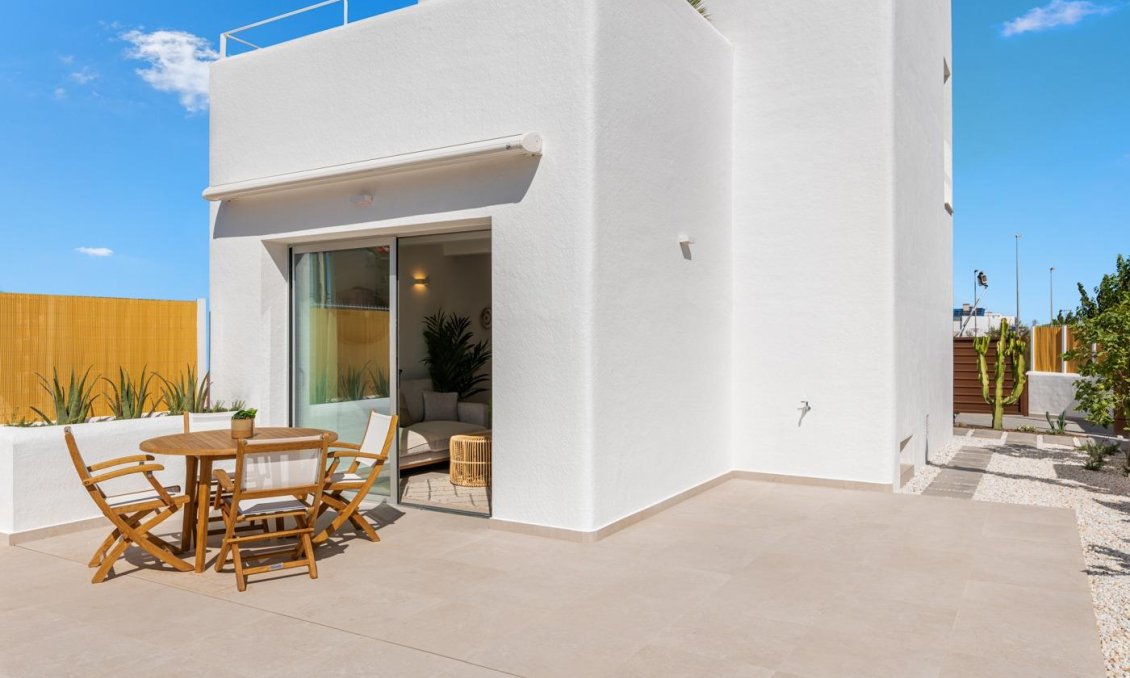 Obra nueva - Villa -
Los Alcazares - Serena Golf