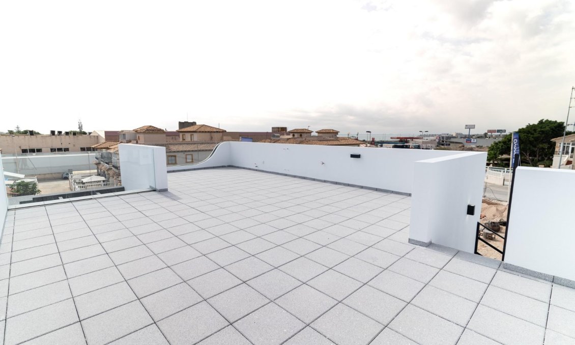 Obra nueva - Villa -
Orihuela Costa - Punta Prima