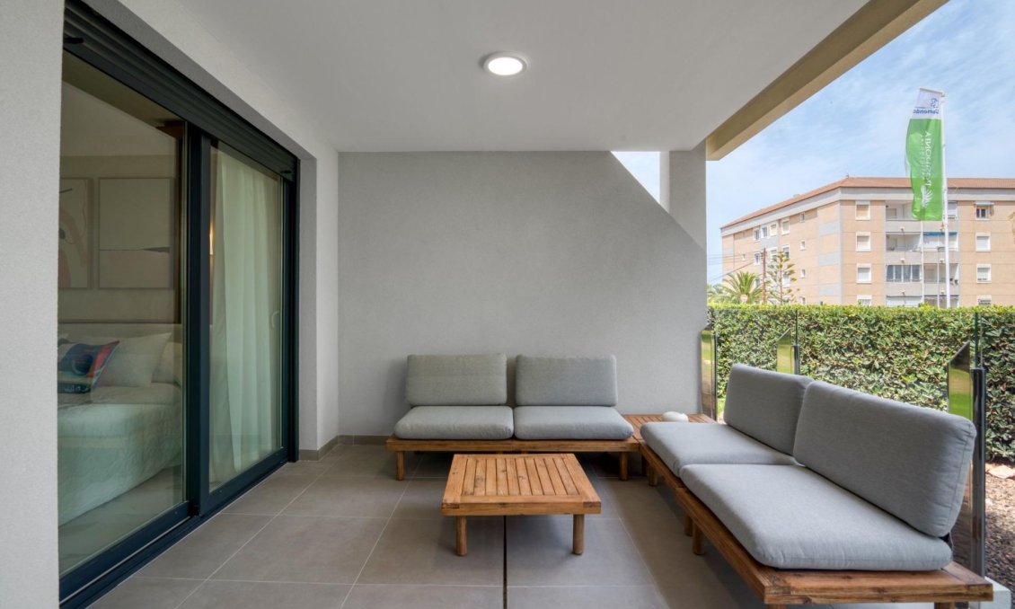 Obra nueva - Apartamento -
Torrevieja - Punta Prima