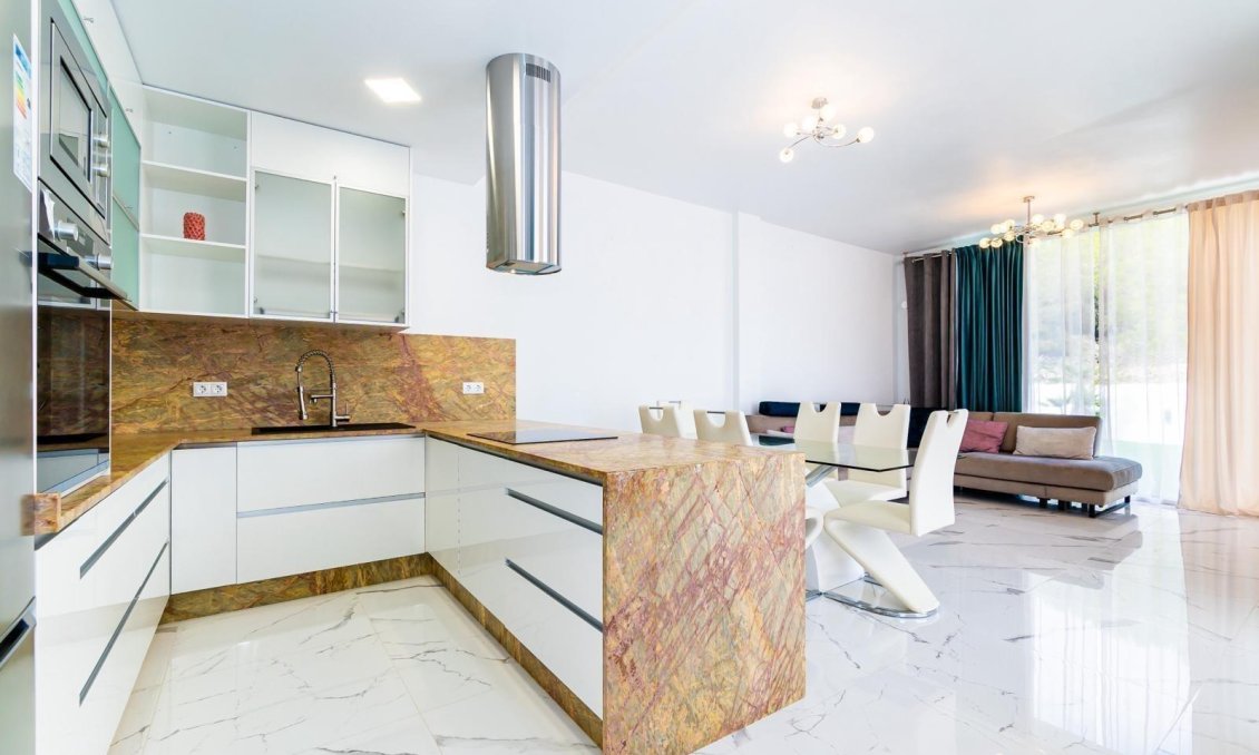 Obra nueva - Villa -
Orihuela Costa - PAU 26