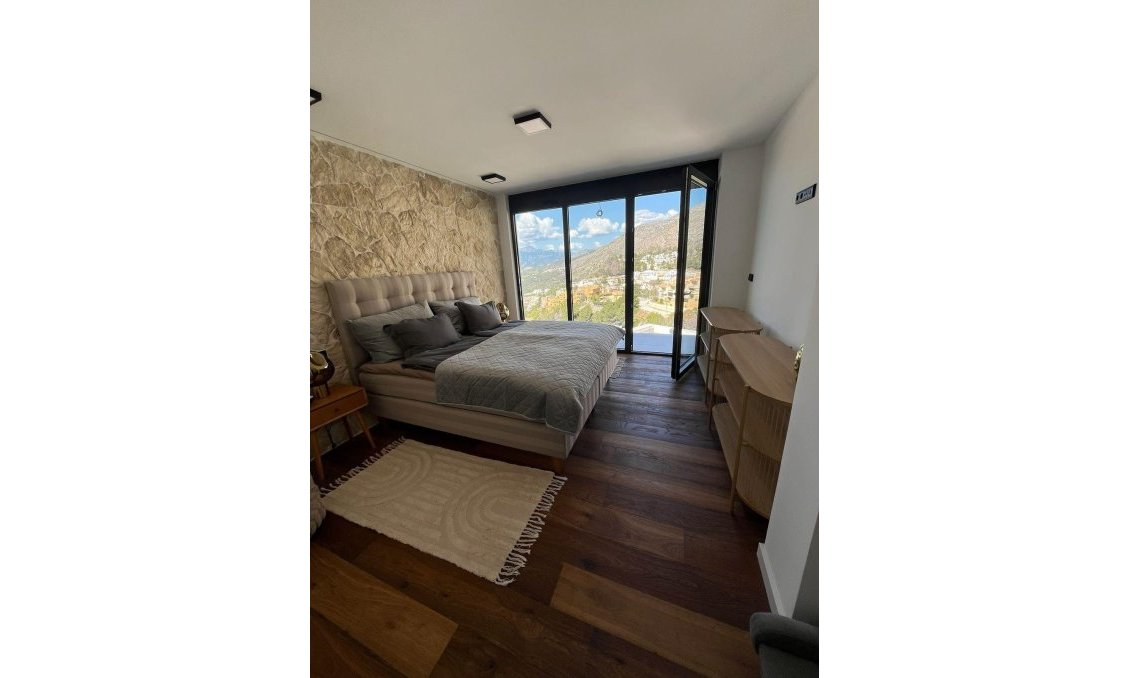 Neue Gebäude - Villa -
Altea - Sierra de Altea