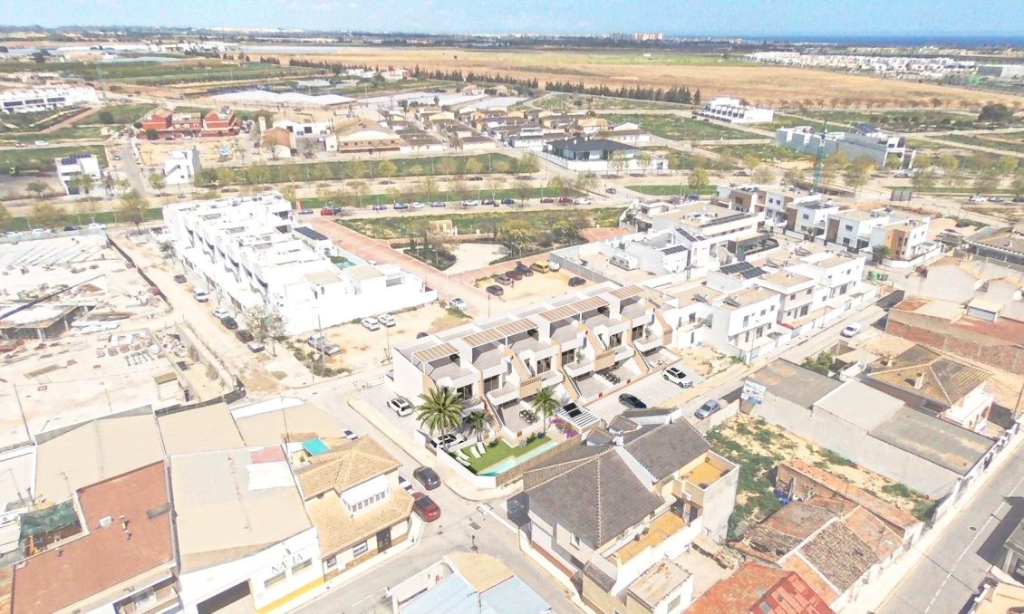 Obra nueva - Bungalow -
Pilar de la Horadada - pueblo