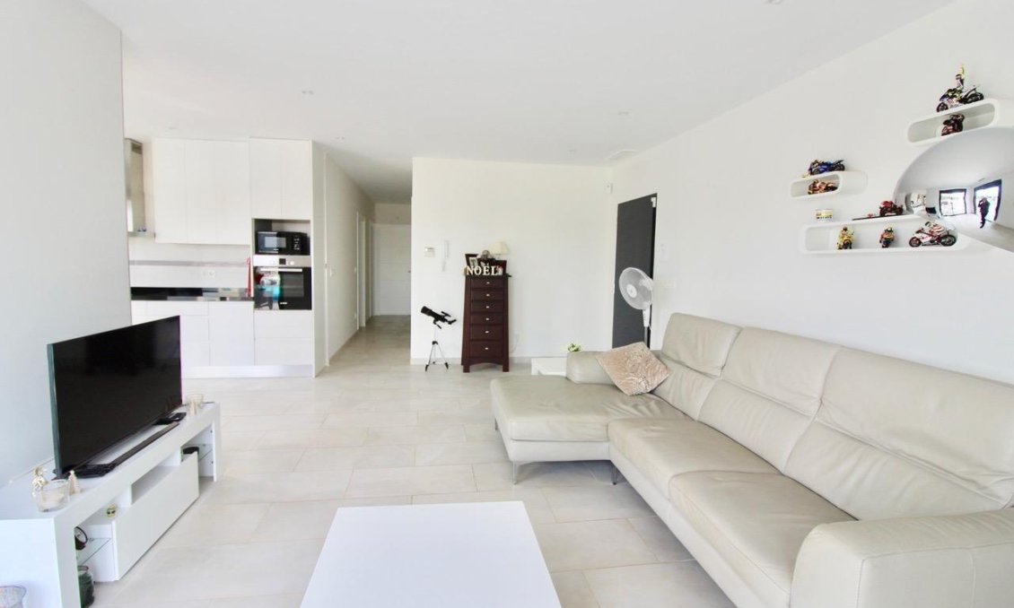 Obra nueva - Villa -
Pinoso - Lel