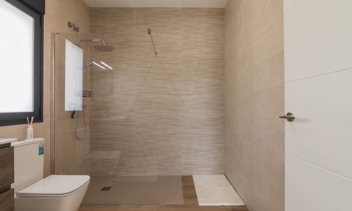 Obra nueva - Villa -
Pinoso - Lel