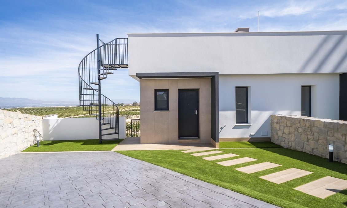 Neue Gebäude - Villa -
Algorfa - La Finca Golf