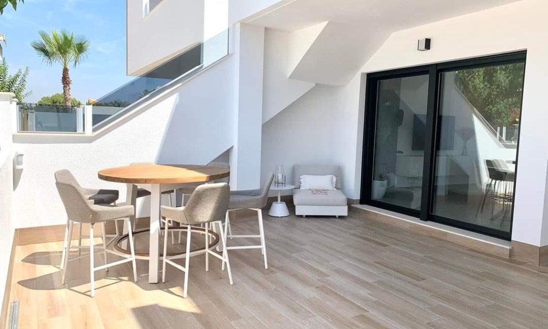 Neue Gebäude - Wohnung -
Pilar de la Horadada - pueblo