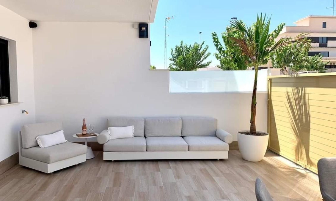 Neue Gebäude - Wohnung -
Pilar de la Horadada - pueblo