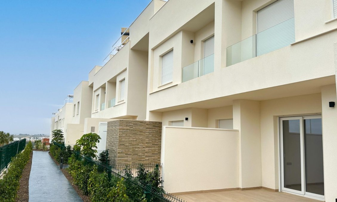 Obra nueva - Bungalow -
Algorfa - La Finca Golf