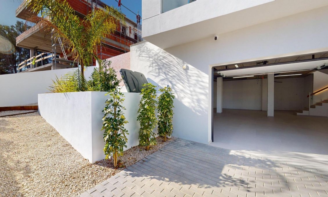 Obra nueva - Villa -
Polop - PAU 1