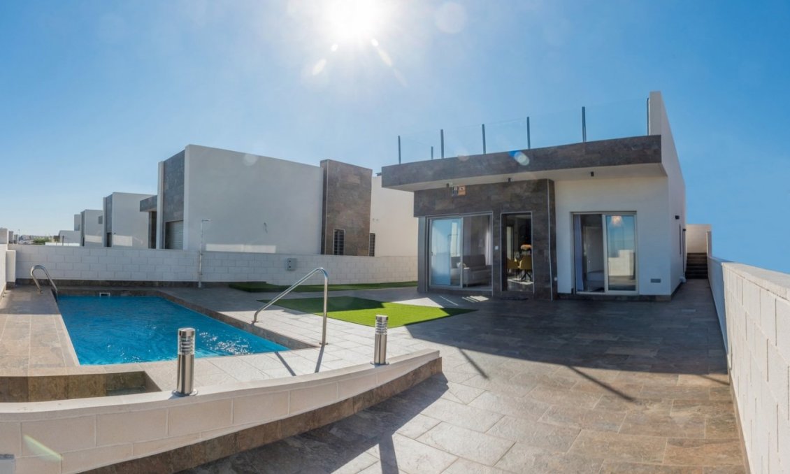 Neue Gebäude - Villa -
Orihuela Costa - PAU 8