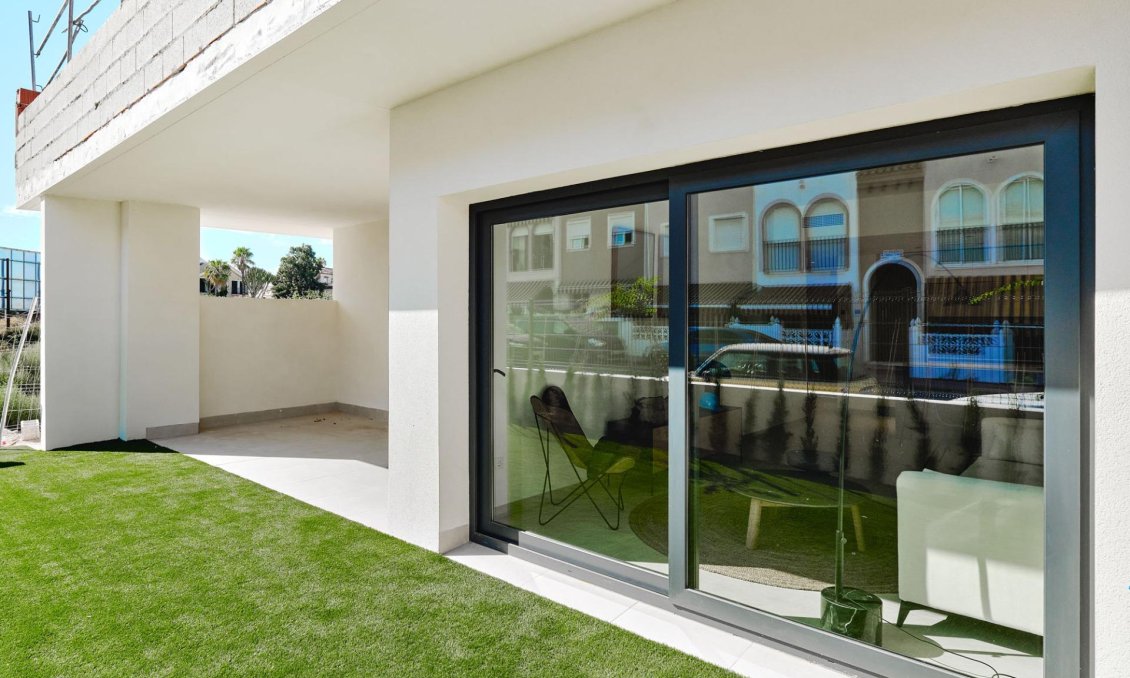 Neue Gebäude - Bungalow -
Torrevieja - La Veleta