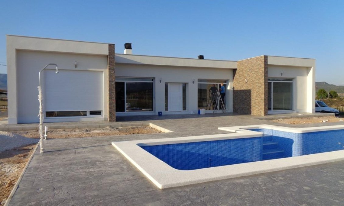 Neue Gebäude - Villa -
Pinoso - Camino Del Prado
