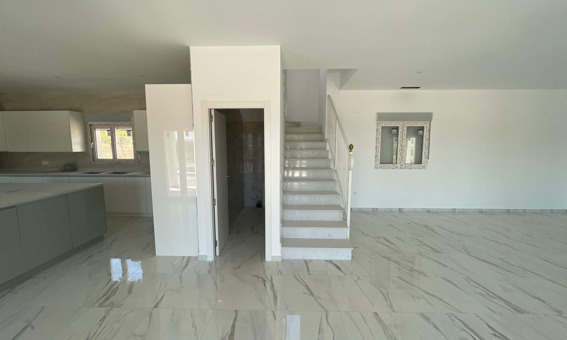 Obra nueva - Villa -
Pinoso - Camino Del Prado