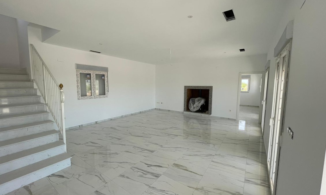 Obra nueva - Villa -
Pinoso - Camino Del Prado
