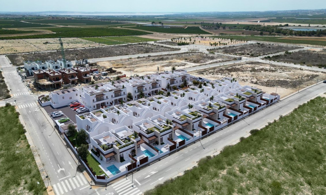 Neue Gebäude - Villa -
Orihuela - Vistabella Golf