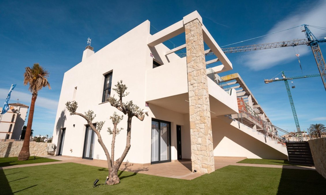Obra nueva - Bungalow -
Pilar de la Horadada - pueblo