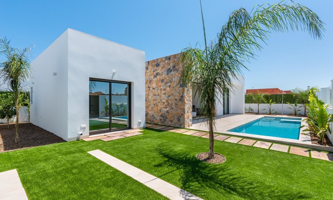 Obra nueva - Villa -
San Javier - Parque del doce