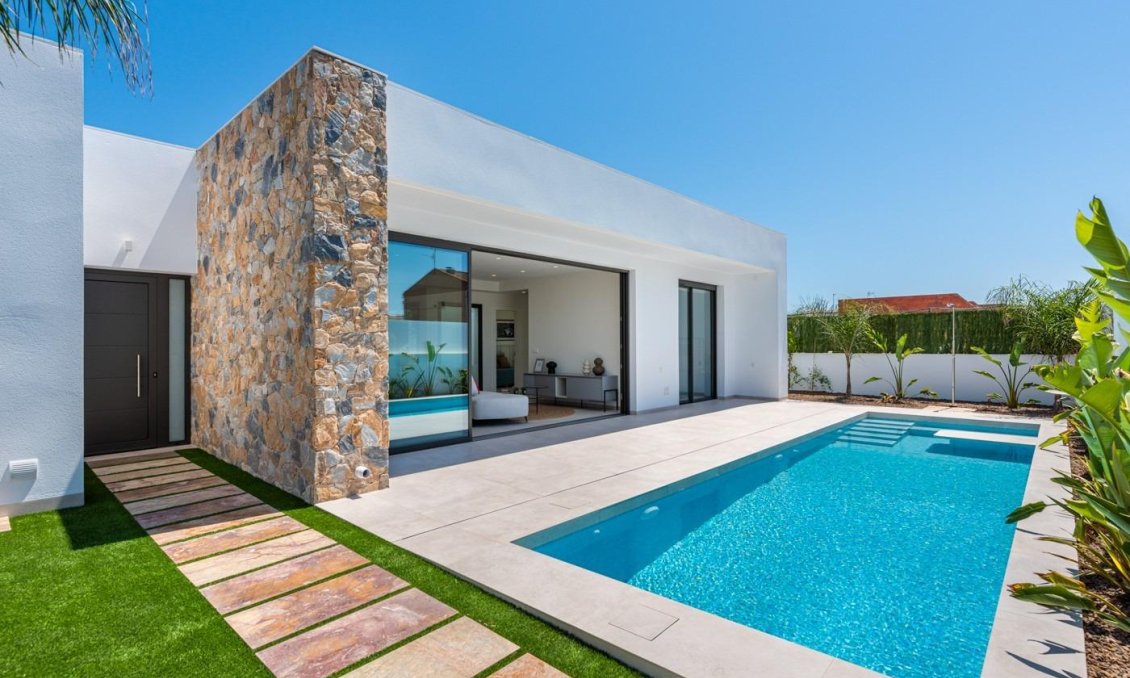 Obra nueva - Villa -
San Javier - Parque del doce