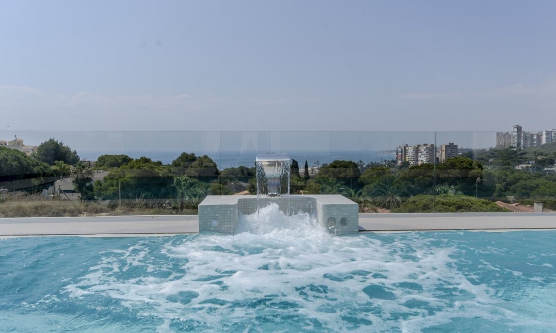 Obra nueva - Villa -
Orihuela Costa - Campoamor