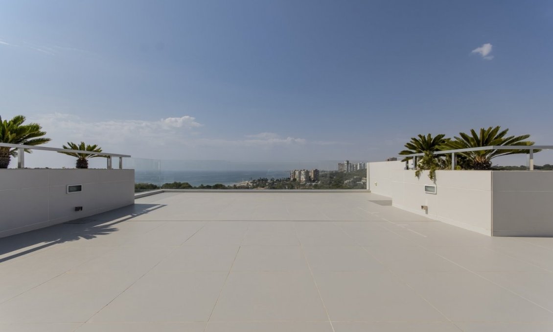 Obra nueva - Villa -
Orihuela Costa - Campoamor