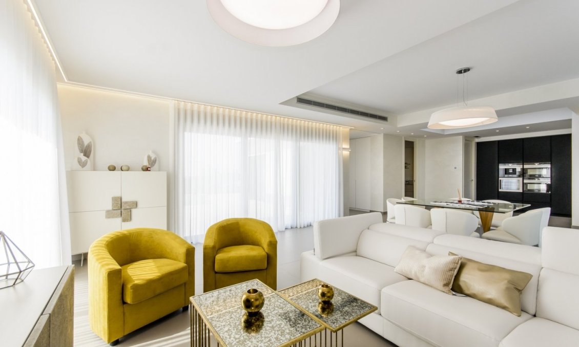 Obra nueva - Villa -
Orihuela Costa - Campoamor
