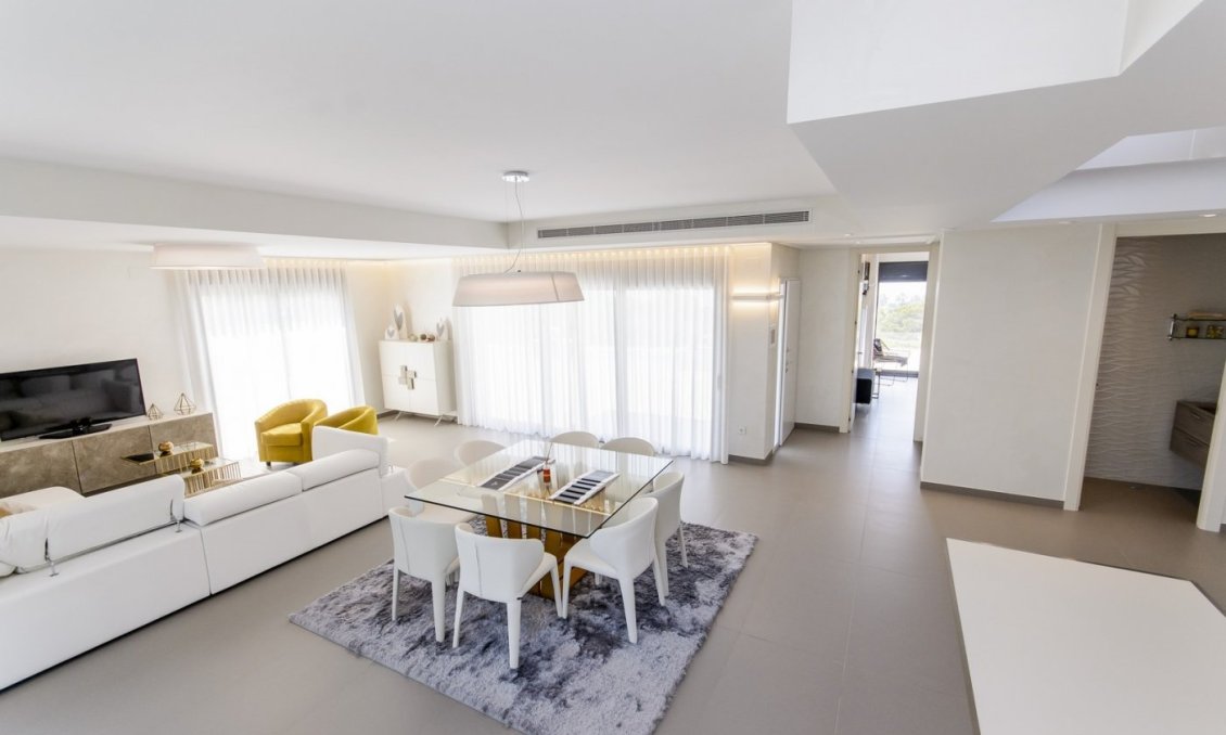 Obra nueva - Villa -
Orihuela Costa - Campoamor