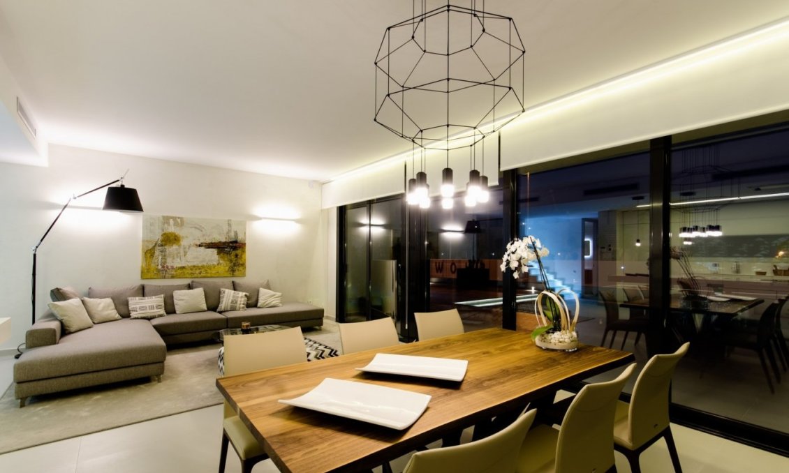 Obra nueva - Villa -
Orihuela Costa - Campoamor