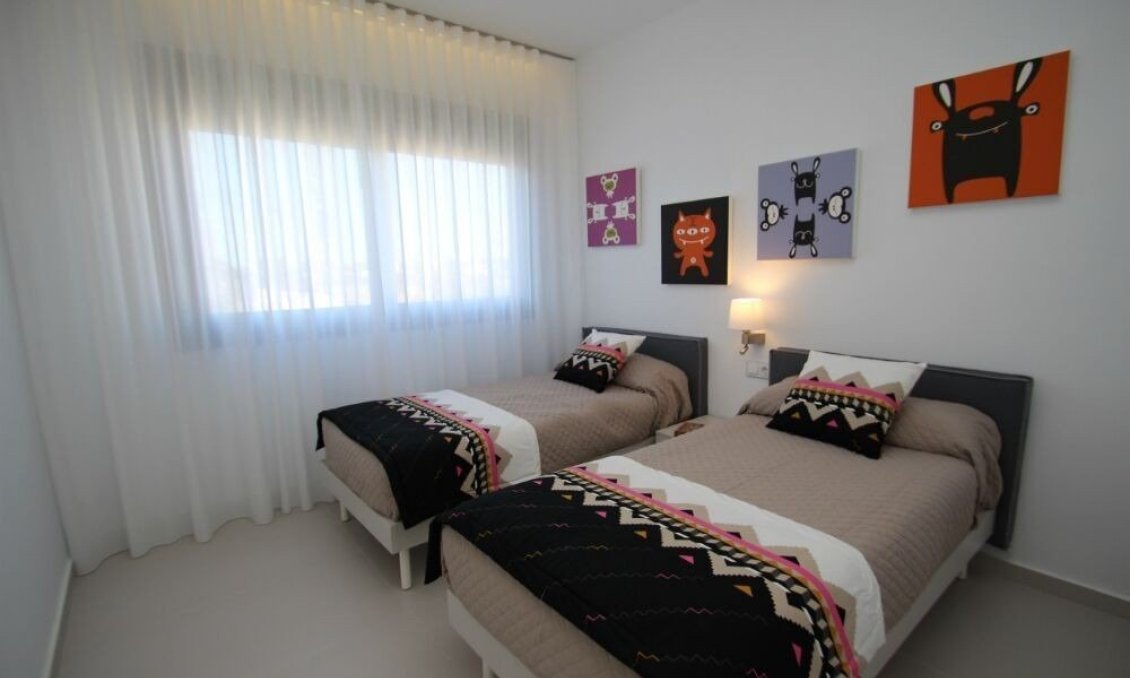 Obra nueva - Villa -
Orihuela Costa - Campoamor