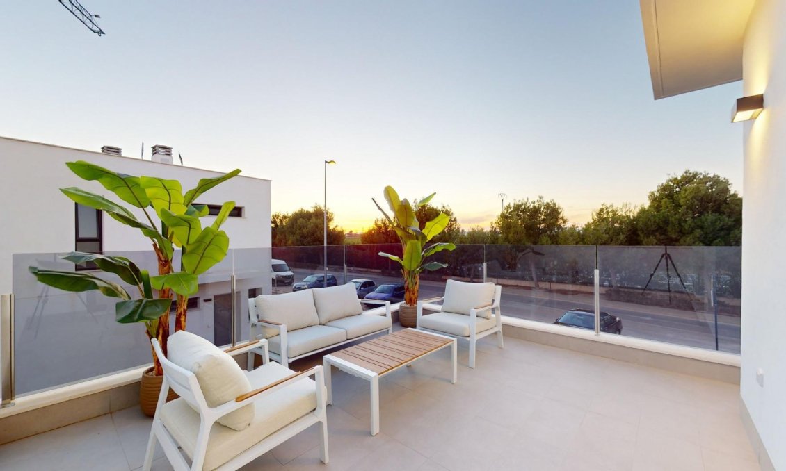 Obra nueva - Villa -
San Javier - Roda Golf