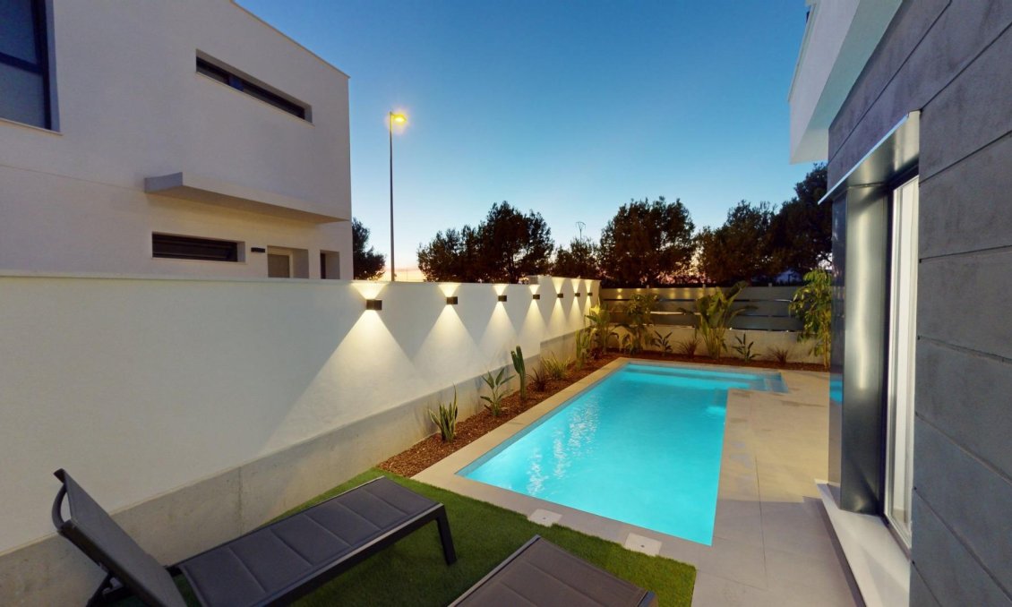 Obra nueva - Villa -
San Javier - Roda Golf