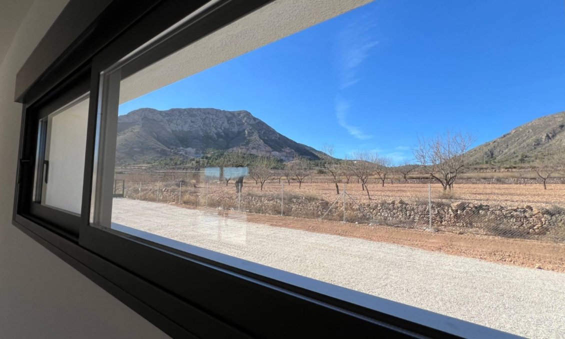 Obra nueva - Villa -
Hondón de las Nieves - La Canalosa