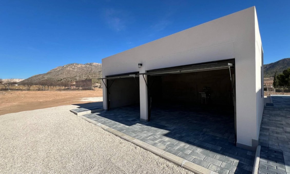 Obra nueva - Villa -
Hondón de las Nieves - La Canalosa