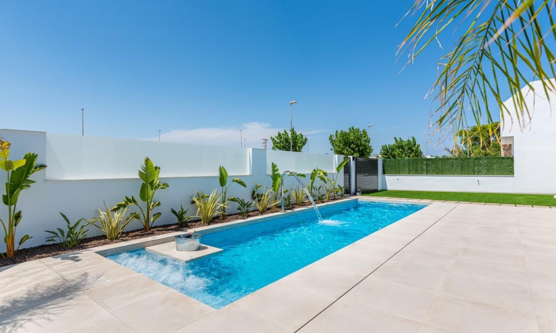 Obra nueva - Villa -
Los Alcazares - Serena Golf