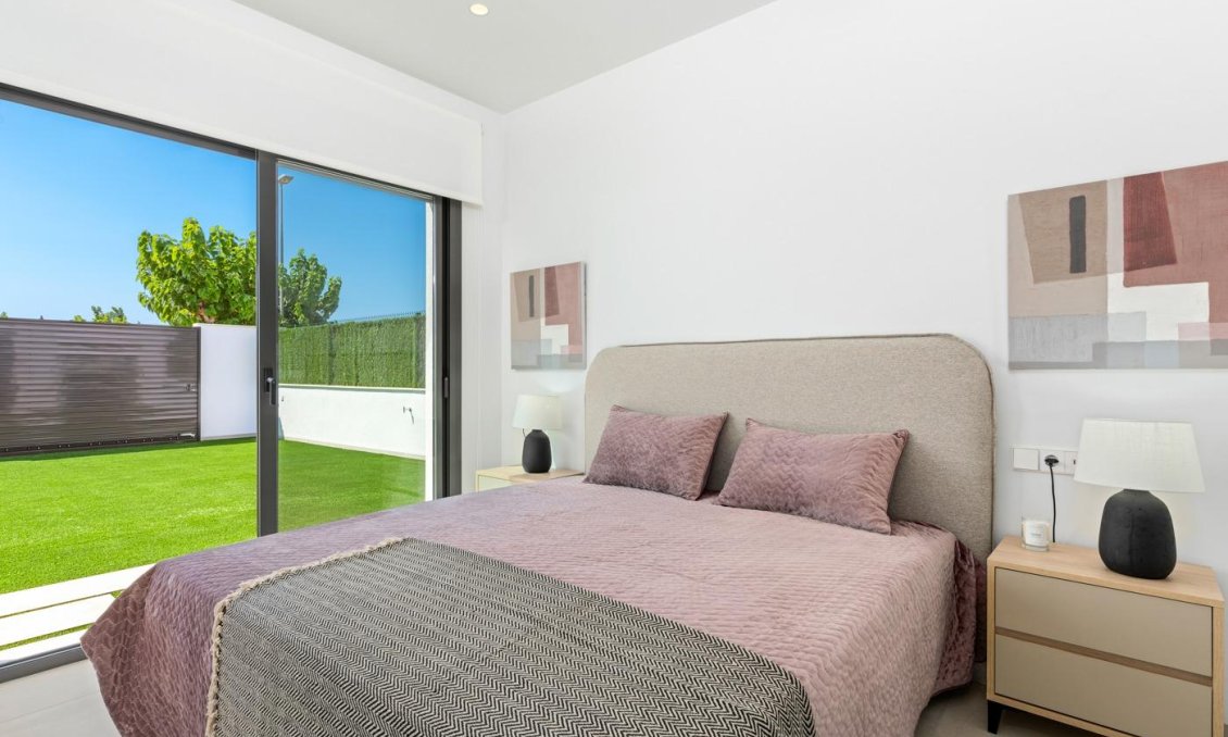 Obra nueva - Villa -
Los Alcazares - Serena Golf