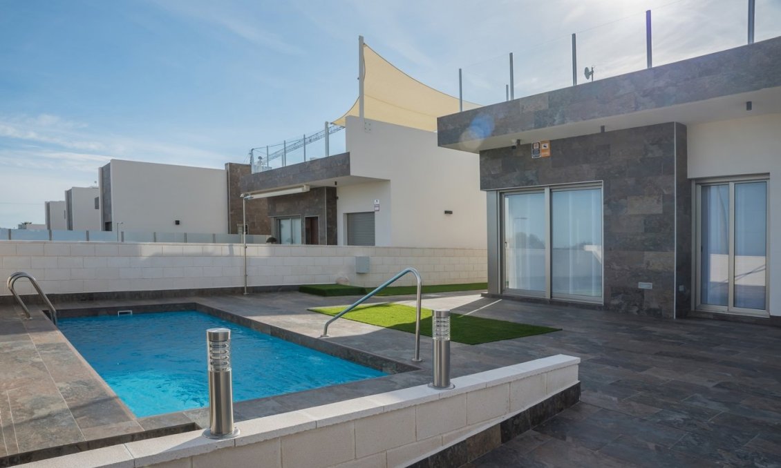 Obra nueva - Villa -
Orihuela Costa - PAU 8