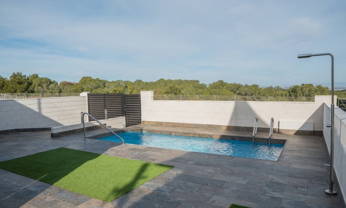 Obra nueva - Villa -
Orihuela Costa - PAU 8