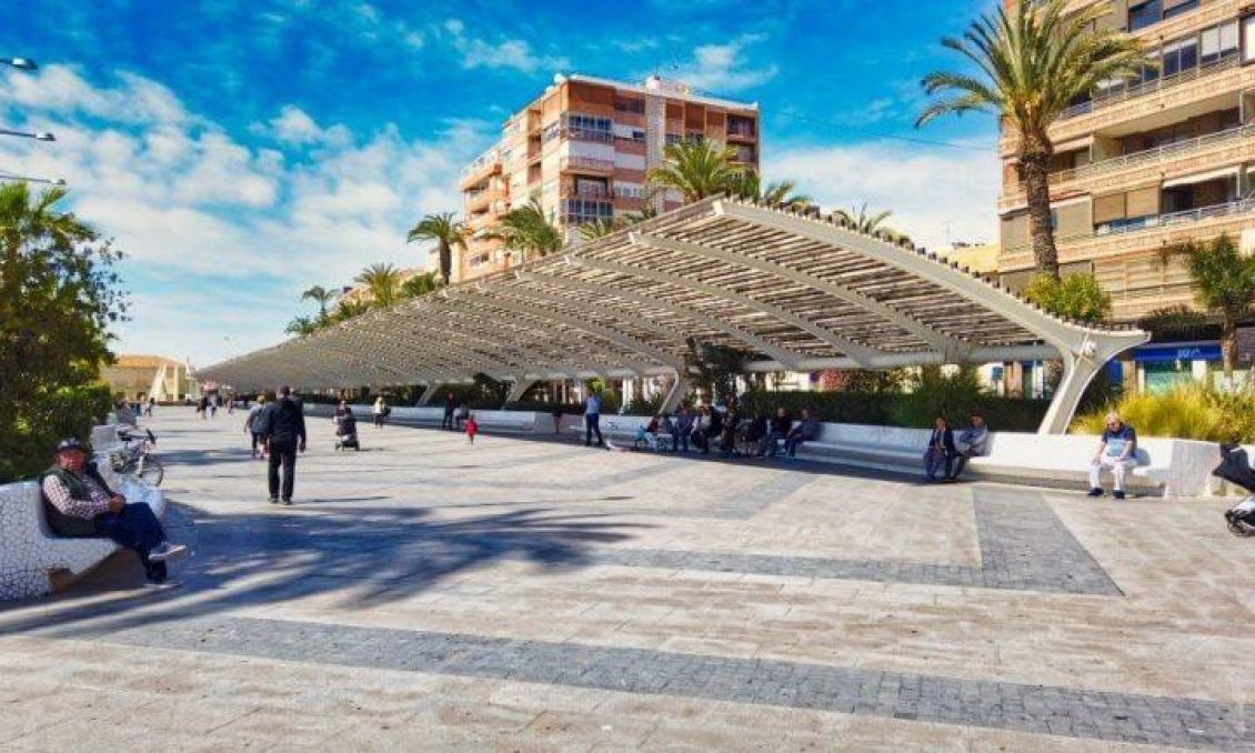 Neue Gebäude - Wohnung -
Torrevieja - Playa de El Cura