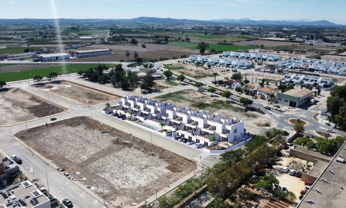Obra nueva - Bungalow -
Dolores - Sector 3