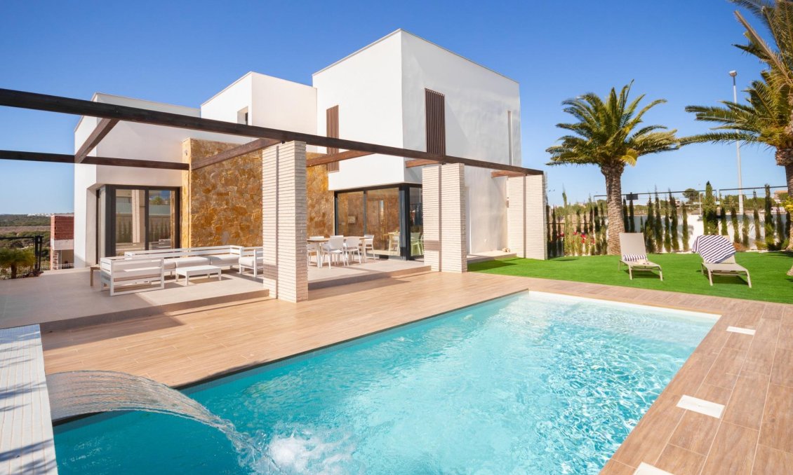 Obra nueva - Villa -
Orihuela Costa - Campoamor