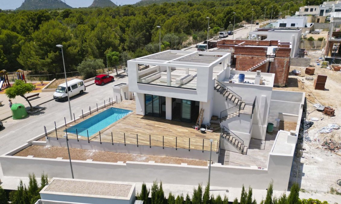 Obra nueva - Villa -
Polop - La Alberca