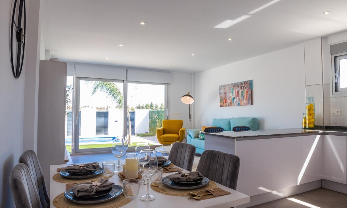 Obra nueva - Villa -
Los Alcazares - Torre del Rame