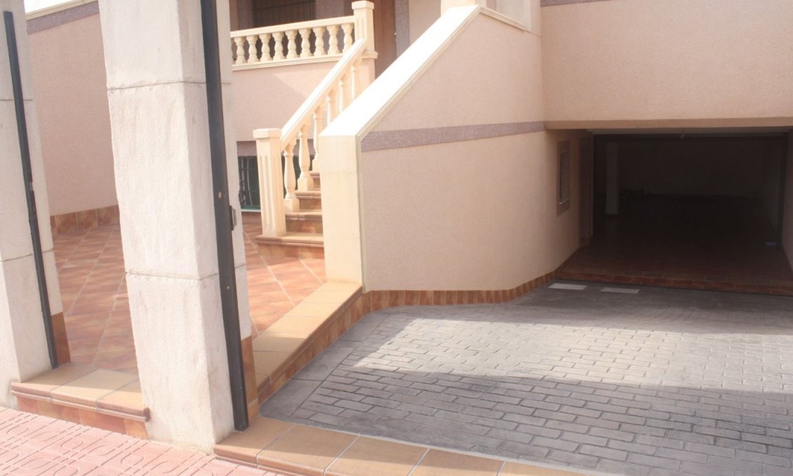 Obra nueva - Town House -
Torrevieja - Los Altos