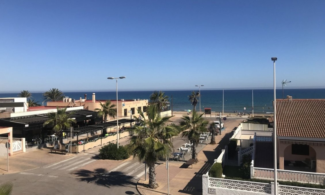 Obra nueva - Villa -
Torrevieja - La Mata