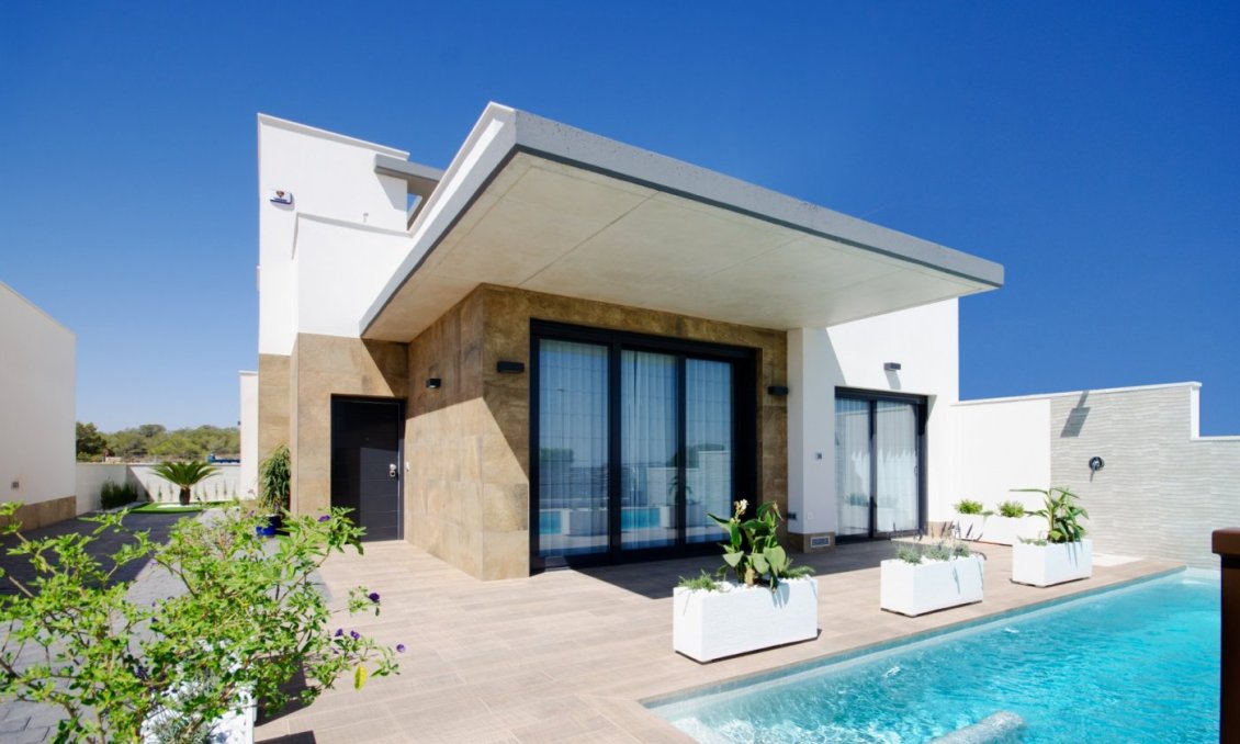 Obra nueva - Villa -
San Miguel de Salinas - Cerro Del Sol