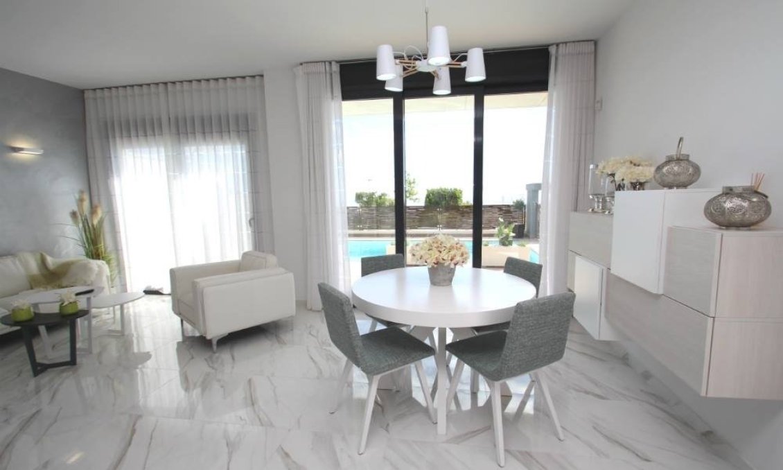 Obra nueva - Villa -
San Miguel de Salinas - Cerro Del Sol